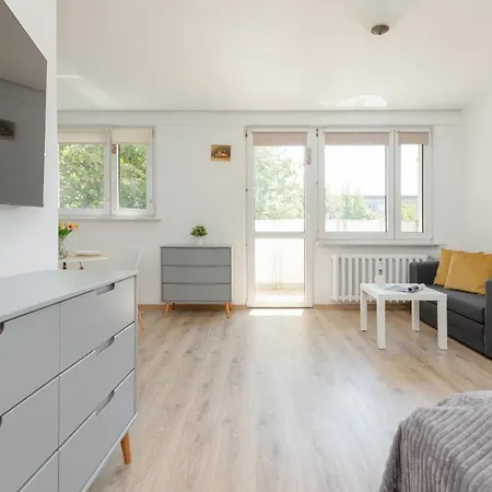 Apartment Metro Pole Mokotowskie By Renters Warschau