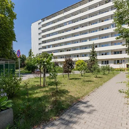 Apartment Metro Pole Mokotowskie By Renters